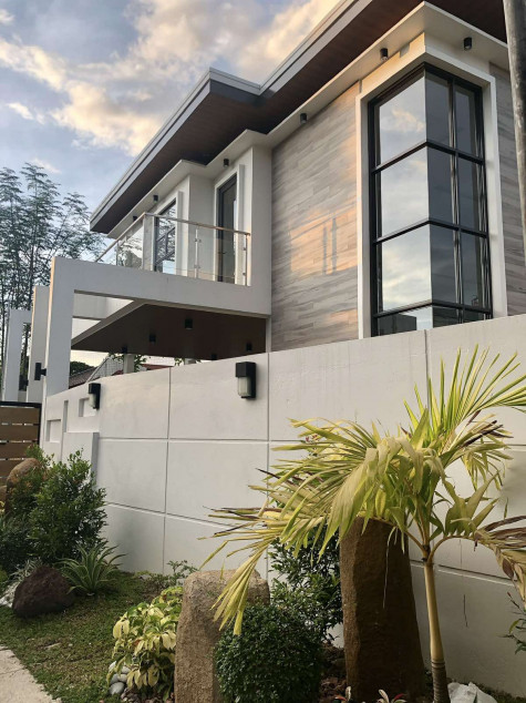House And Lot For Sale In Remmanville Executive Village Parañaque