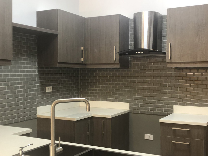 House And Lot For Sale In Remmanville Executive Village Parañaque