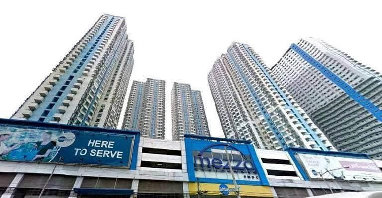 Condominium For Sale in Unit 8 and 9, 22/F, Tower 4, Mezza Residences