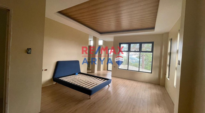 Rush Sale House For Sale In Baguio City Located In Lower Dagsian (CALT)