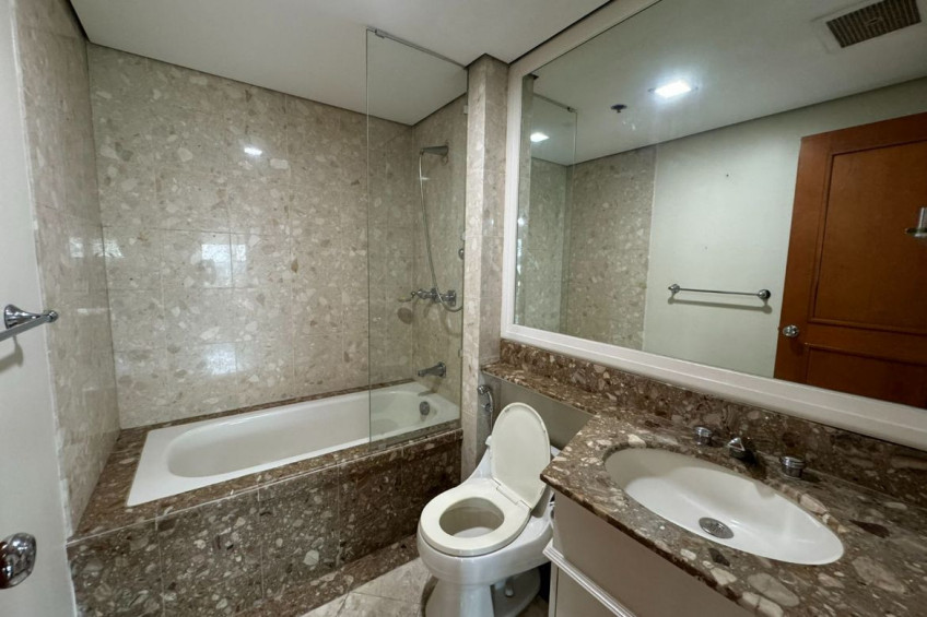 2 Bedroom Condo For Sale In Hidalgo Place, Rockwell, Makati