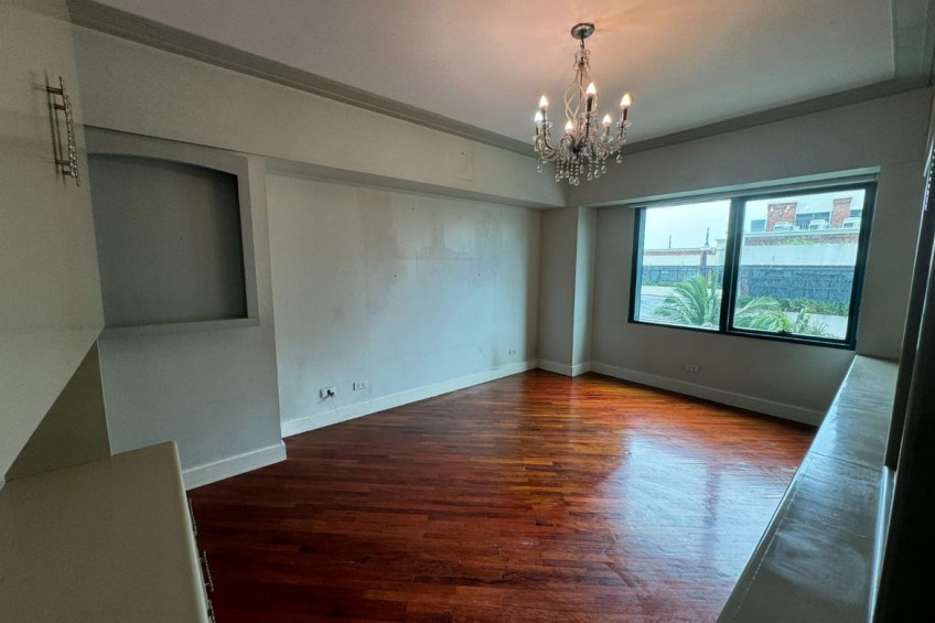 2 Bedroom Condo For Sale In Hidalgo Place, Rockwell, Makati