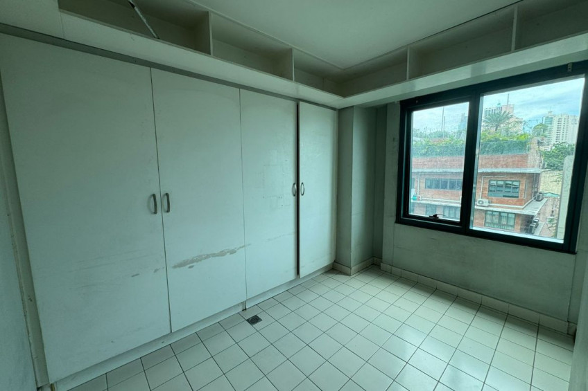 2 Bedroom Condo For Sale In Hidalgo Place, Rockwell, Makati