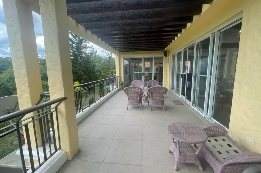 House For Sale In Tagaytay Highlands, Iruhin East, Cavite