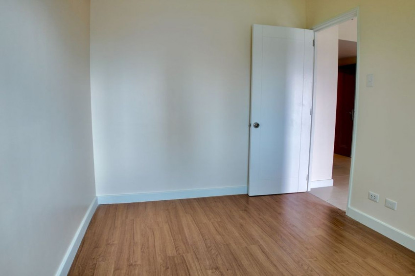 1 Bedroom Condo For Sale At The Larsen Tower East Bay Residences, Sucat