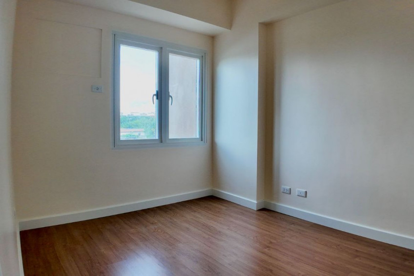 1 Bedroom Condo For Sale At The Larsen Tower East Bay Residences, Sucat