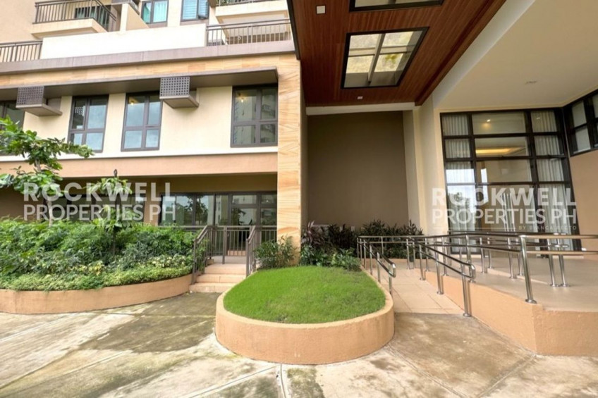 2 Floors Apartment With 3 Bedrooms Rent To Own At Rockwell In Sucat