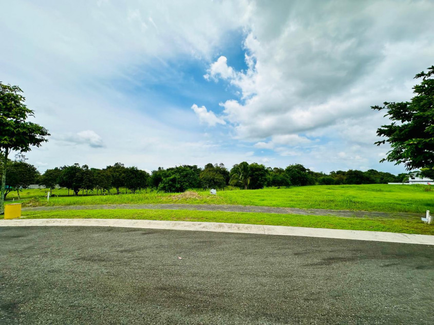 For Sale: Beautiful Residential Lot At Santierra, Nuvali