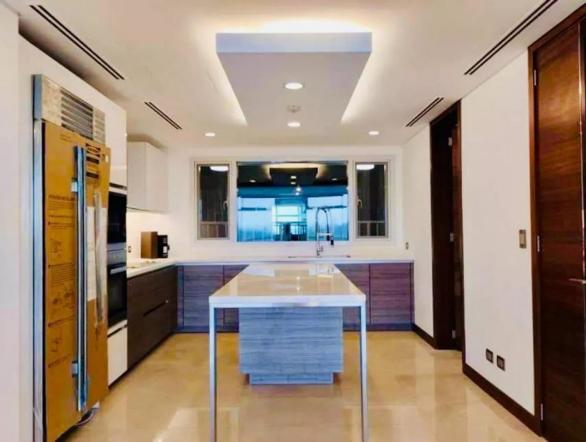 For Sale: 3BR Unit At Two Roxas Triangle, Makati City