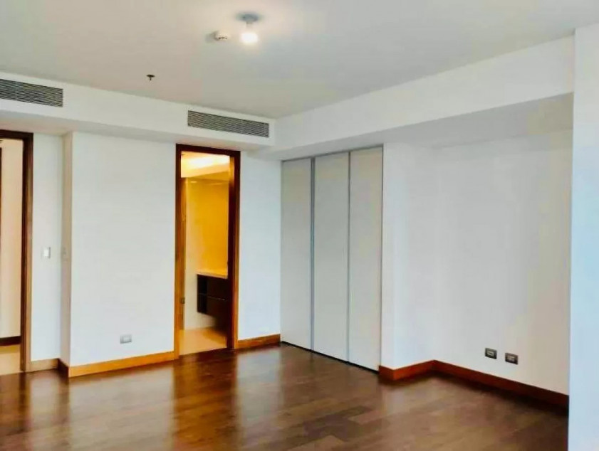 For Sale: 3BR Unit At Two Roxas Triangle, Makati City