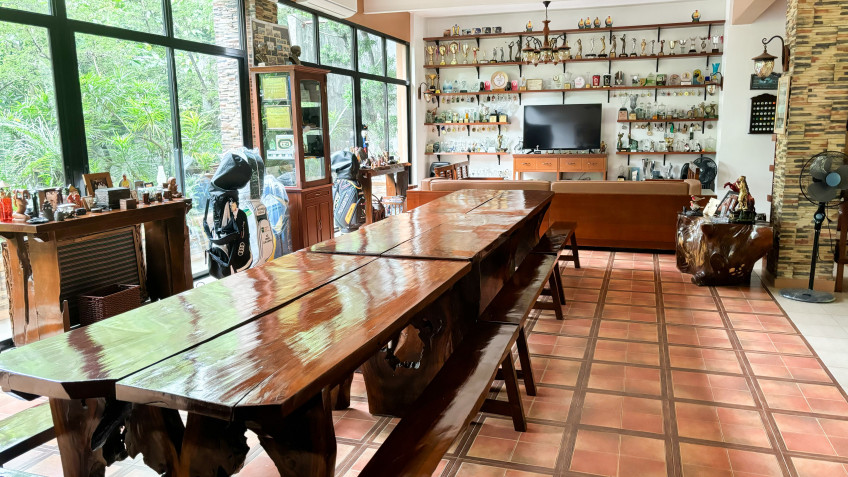 House And Lot For Sale In Victoria Valley Subdivision