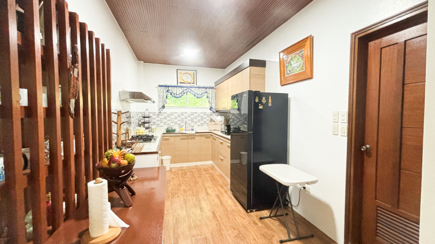 House And Lot For Sale In Victoria Valley Subdivision