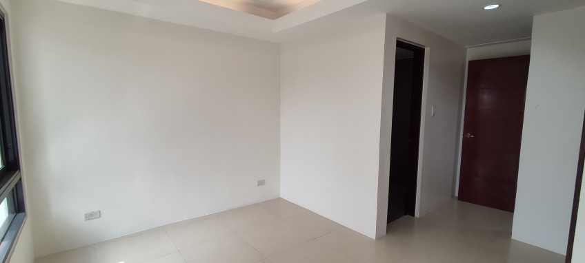 For Sale Brand New Triplex Townhouse in Kamuning Quezon City