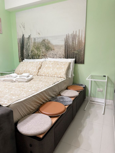 For Sale: Furnished Studio Unit  in The Viceroy, Mckinley Hill, Taguig