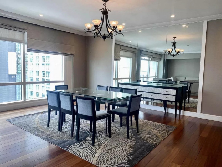 3 Bedroom Modern Unit With Den One Roxas Triangle For Rent Makati