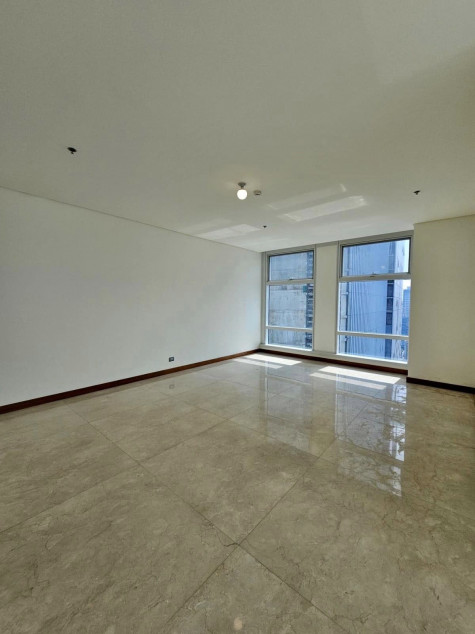 Two Roxas Triangle Makati Condo For Sale Penthouse 3 Bedroom Loft