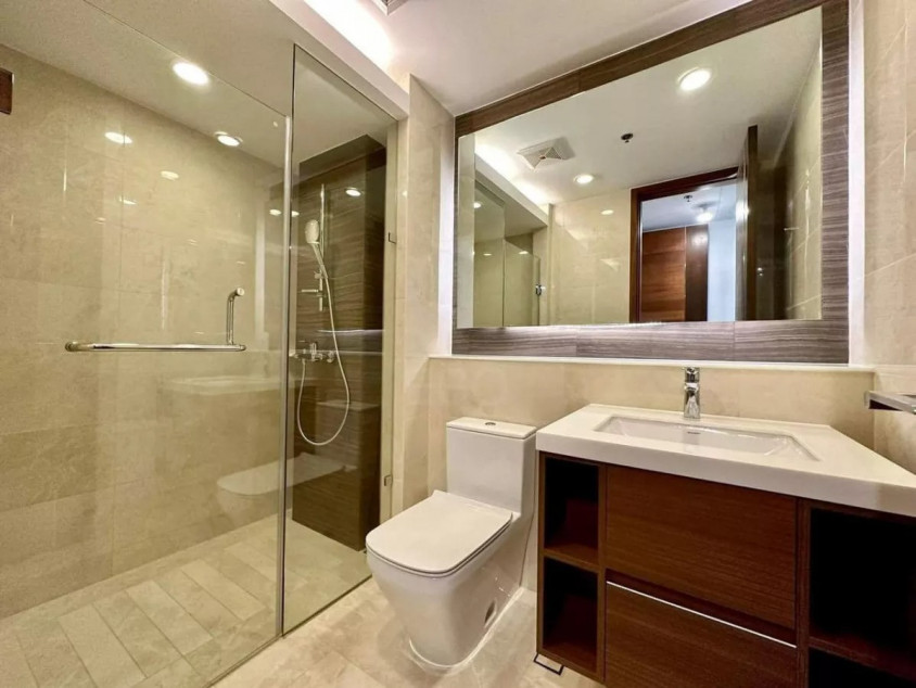 Brand New Two Roxas Triangle For Sale Condo 3 Bedroom A Series