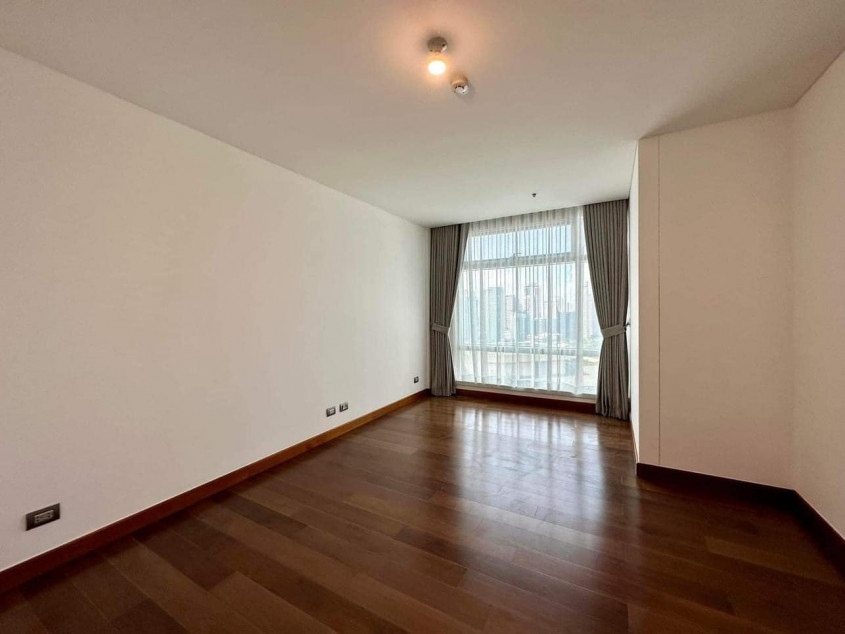 For Sale Two Roxas Triangle Makati Brand New Condo For Sale A Series 3BR