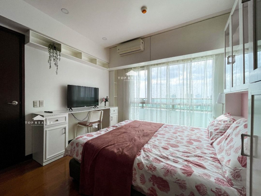 For Rent 2BR Condo Unit In The Royalton at Capitol Commons, Pasig City