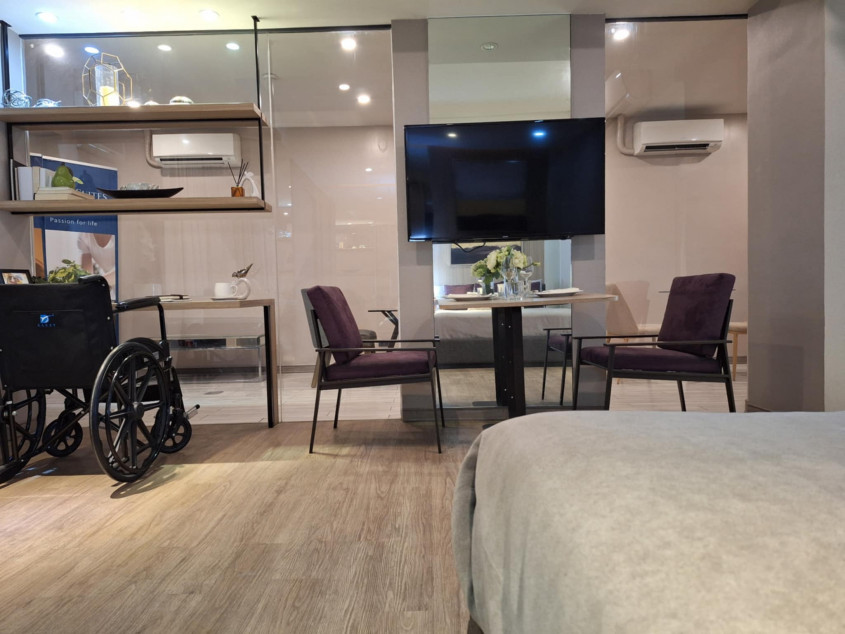 Invest For P 35k A Month For This Corner 1 Br Unit For Sale In Between Mandaue & Cebu City