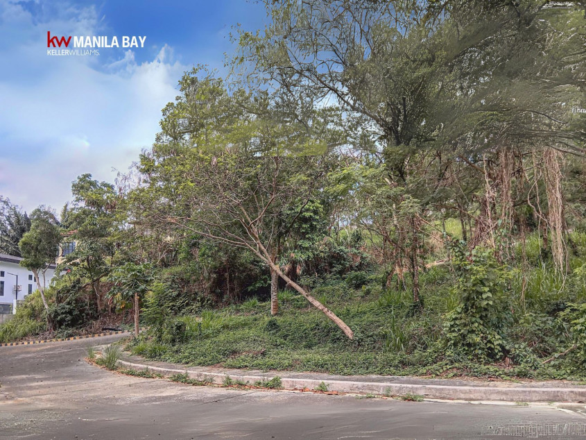 Residential Lot At Splendido Taal Golf & Country Club