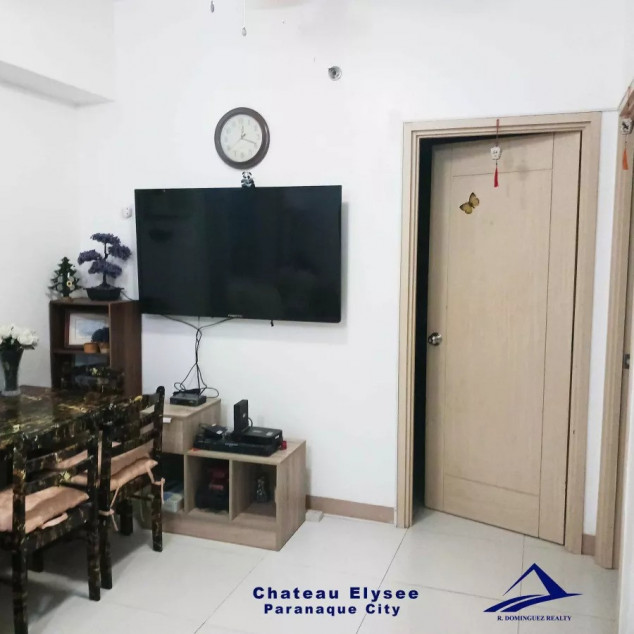 Chateau Elysse 2 Bedroom Corner With Balcony Paranaque