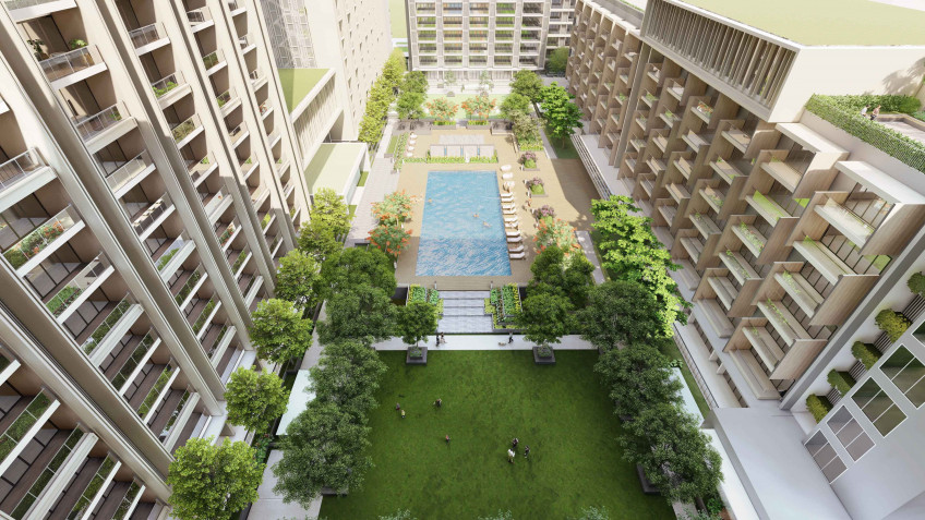 For Sale: 3 BR Courtyard Suite In Gardencourt Residences