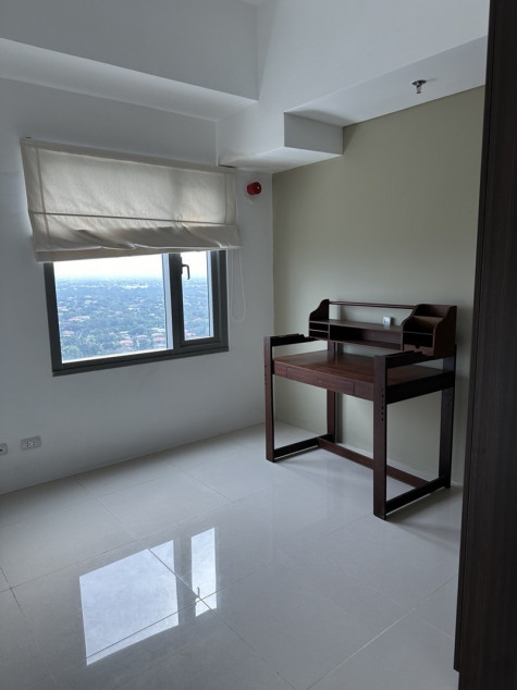 Bristol Parkway Place Rush Sale, 2 Bedroom W Bal, P/house Panoramic View Alabang