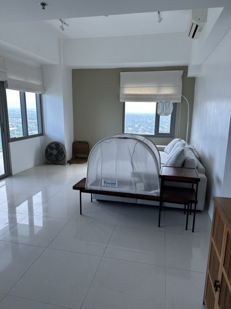 Bristol Parkway Place Rush Sale, 2 Bedroom W Bal, P/house Panoramic View Alabang