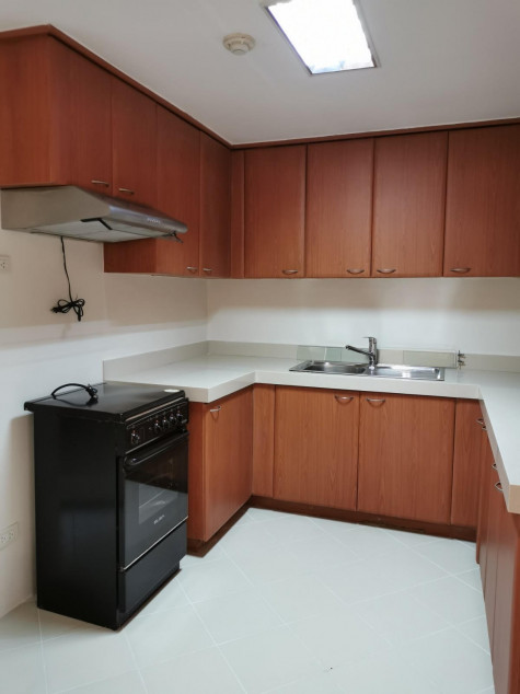 For Sale: 1-Bedroom Condo In Eastwood City – With Parking!