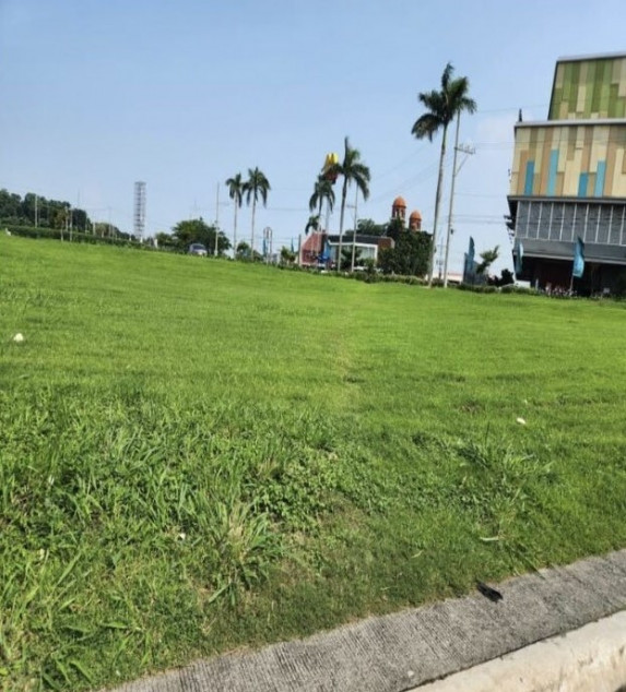 Rush For Sale! 2,898 Sqm Prime Commercial Lot In Southwoods, Biñan City, Laguna