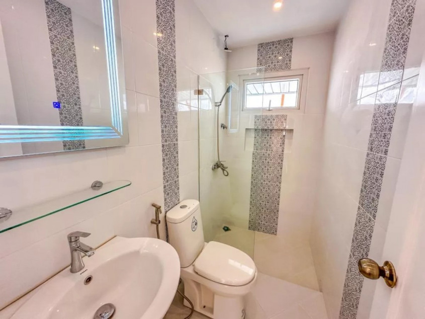 Remodeled Spacious Bungalow House In BF Homes Paranaque