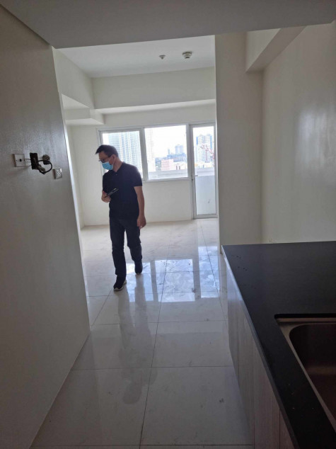 Condo For Rent 1BR In 100 West Makati