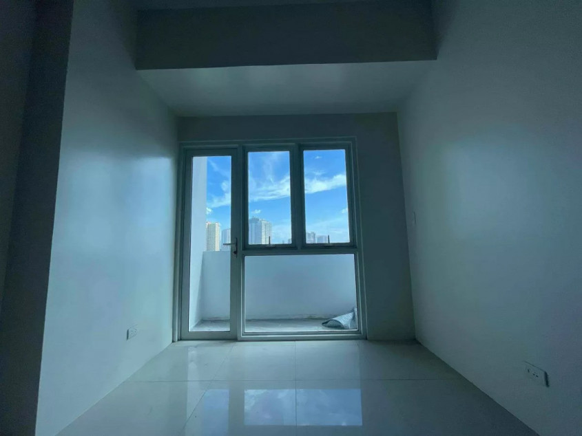 Condo For Rent 1BR In 100 West Makati