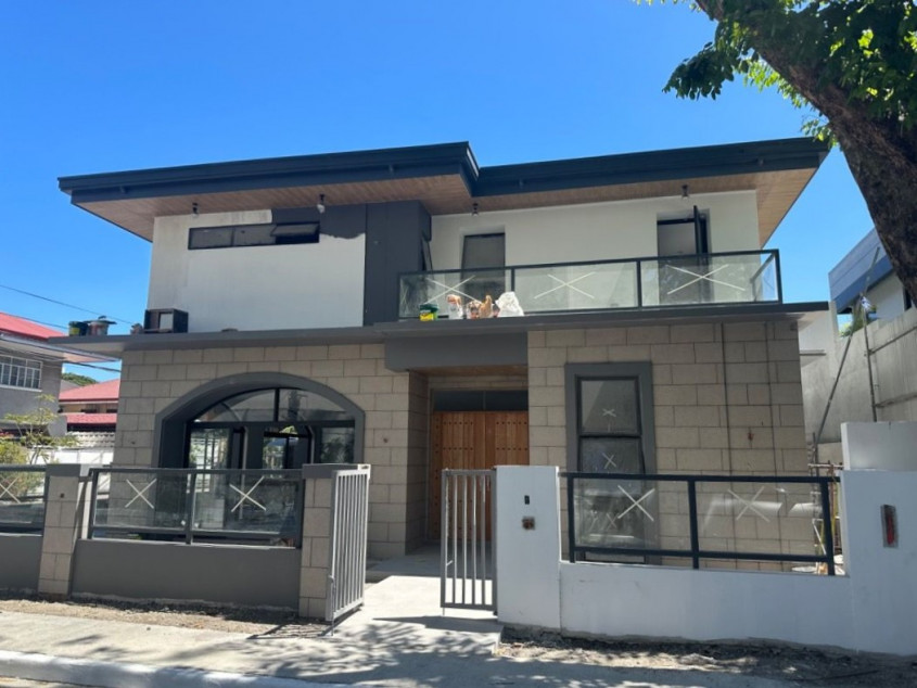 House and Lot for Sale in Tierra Nueva Village