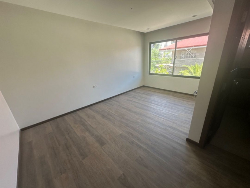 House and Lot for Sale in Tierra Nueva Village