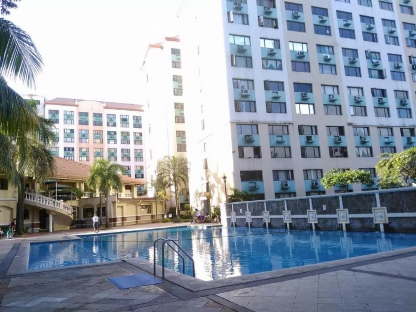 Affordable 1 Bedroom Loft Type Condo for Sale at Cambridge Village in Cainta