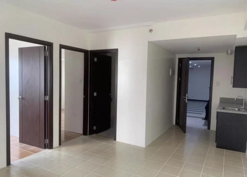 For sale 2 Bedroom condo RFO at Pioneer Woodlands in Boni Ave Mandaluyong City