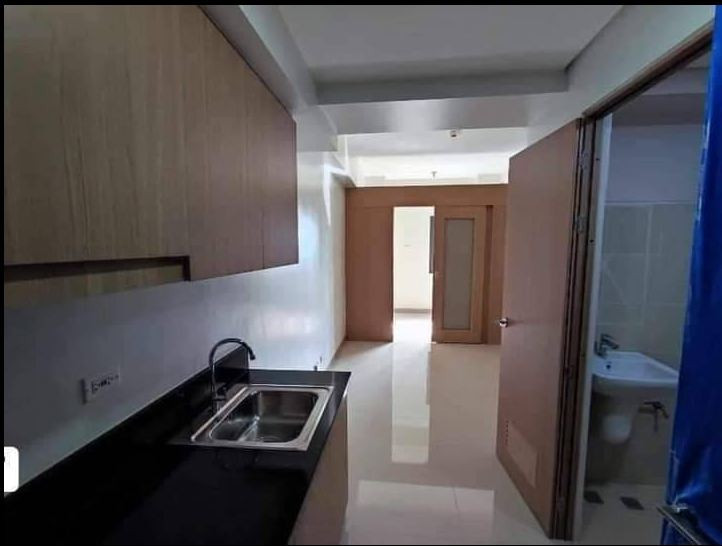 CODE# 666 Condo For Sale In Glam Residences Gma - Kamunig, Quezon City