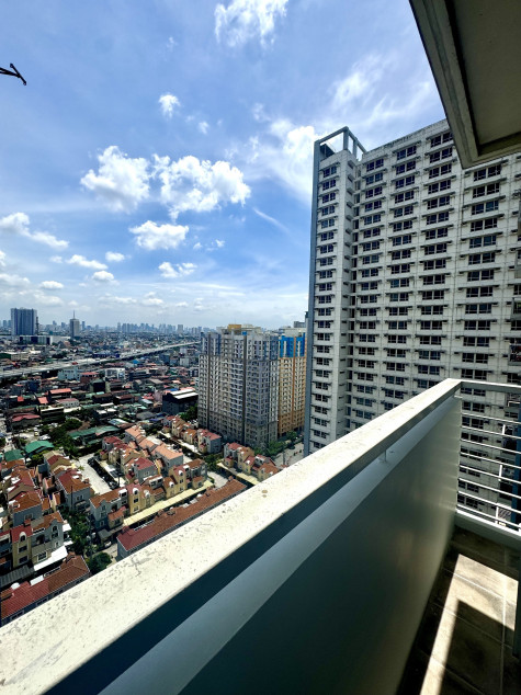 One Bedroom Corner Unit In Celadon Park Manila By Alveo