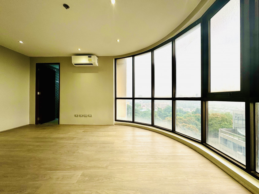 Newly Renovated And Well Maintained Two Bedroom In Skyway Twin Towers Pasig