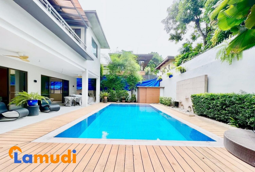 Renovated And Furnished Home In Loyola Grand Villas