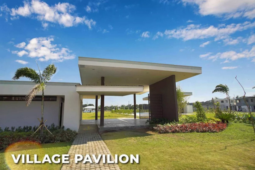 Twin Pod Attached Ready For Occupancy Near Mexico Exit And Sindalan For Sale!