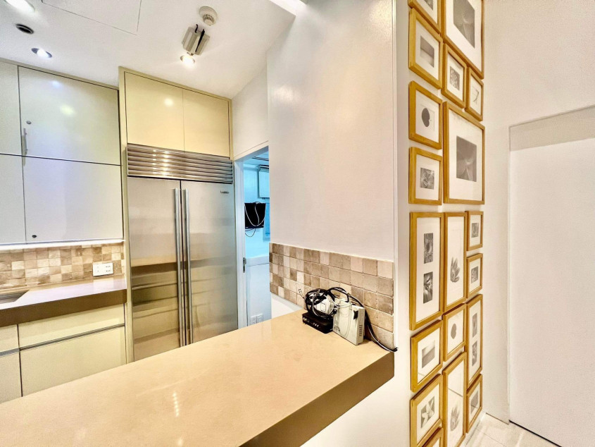 Renovated Three Bedroom Unit in St. Francis Shangri-La Place Ortigas