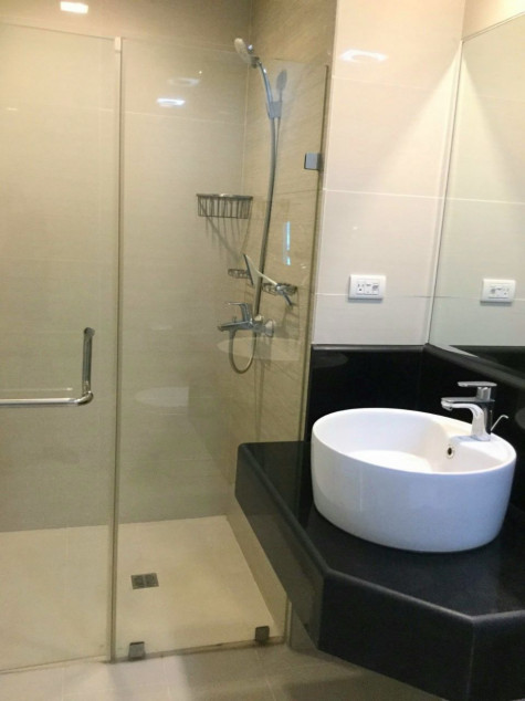 2-Bedroom Condo For Sale At 8 Forbes Town Road, BGC, Taguig