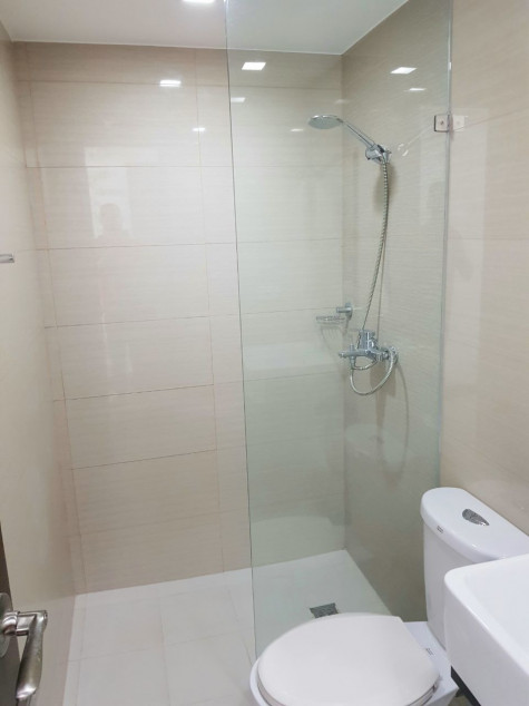Studio Condo For Sale At The Viceroy, McKinley Hill, Taguig (Unit 12G)