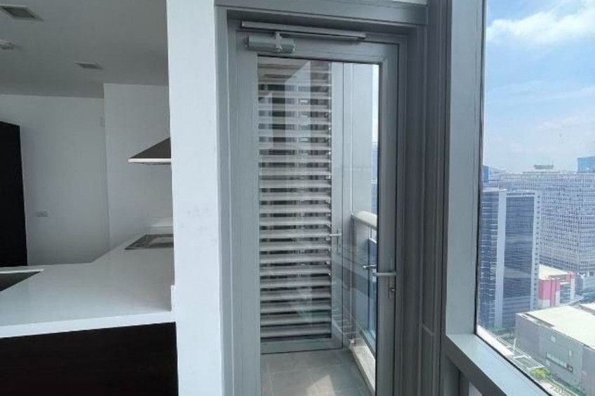 For Lease: The Suites 2-Bedroom Unit (BGC, Taguig City)