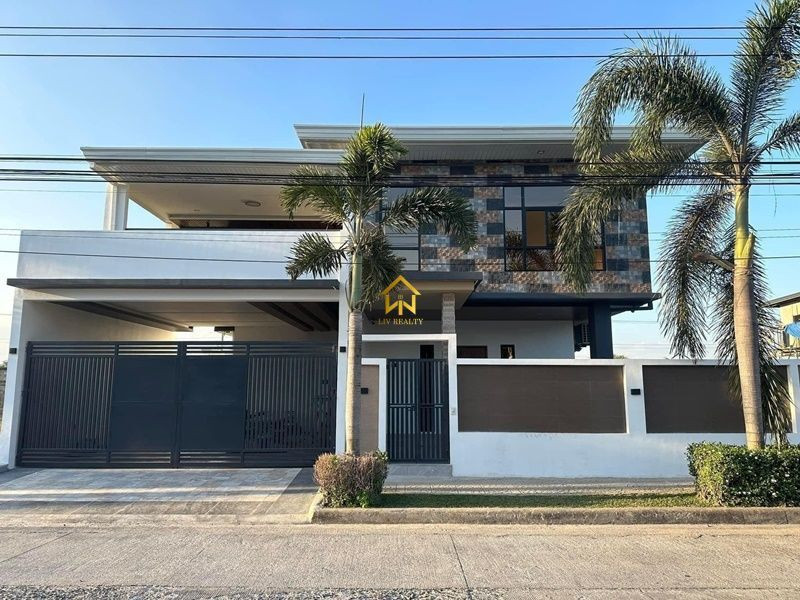 5 Bedroom House For Sale, Pulu Amsic Subd, Brgy. Amsic, Angeles City, Pampanga