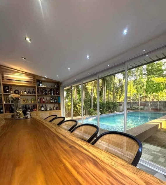 5-bedroom House For Sale, Brgy. Dolores, San Fernando, Pampanga