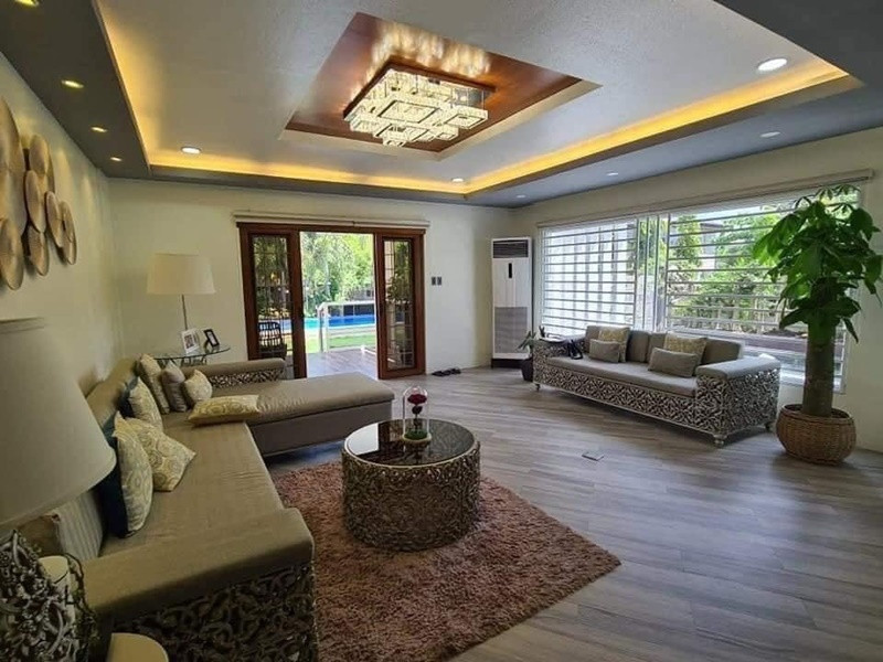 5-bedroom House For Sale, Brgy. Dolores, San Fernando, Pampanga